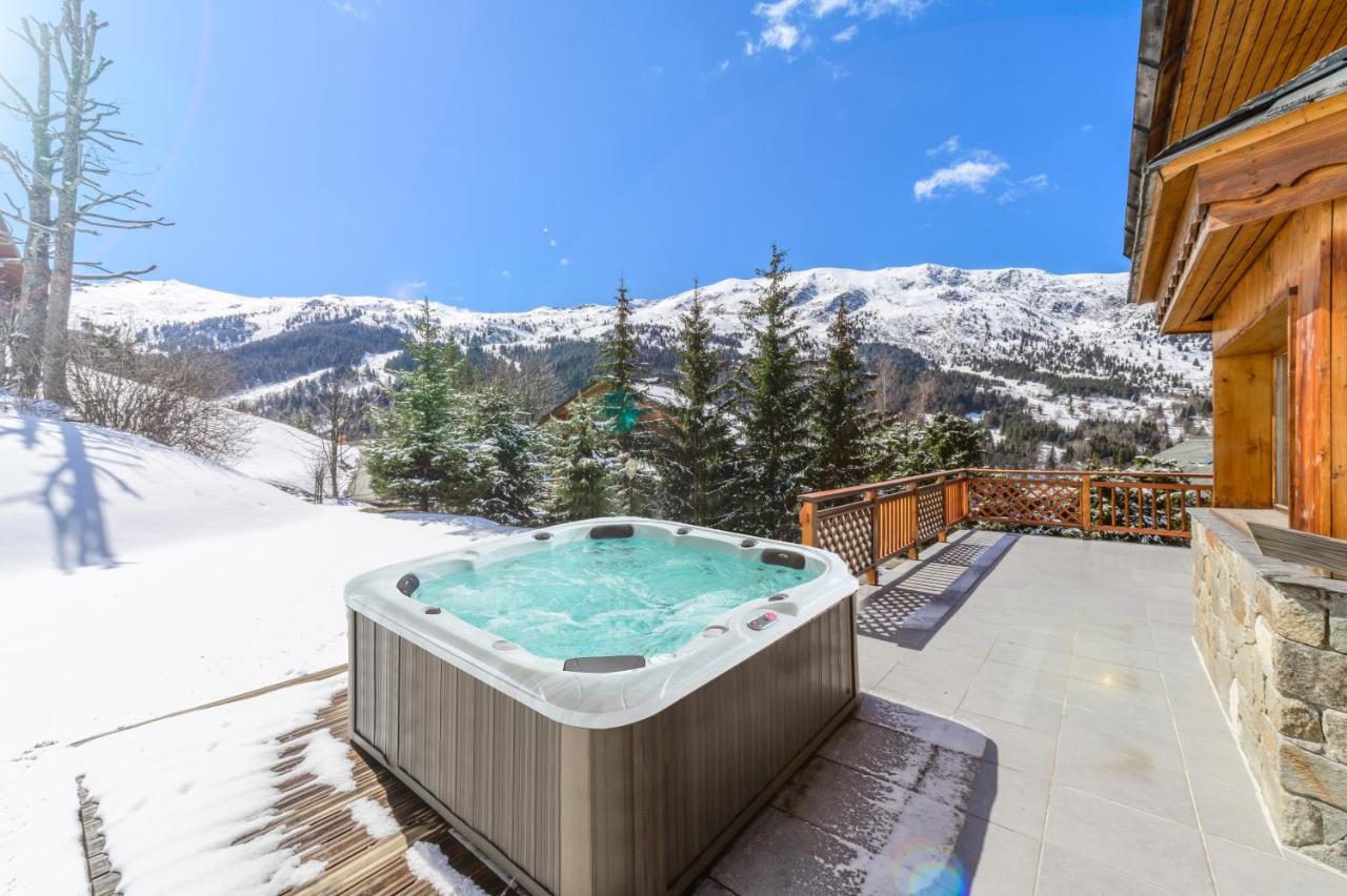 Chalet Himalaya , 10 Person Chalet With 5 Ensuite Bedrooms And Outdoor Jacuzzi In Meribel Centre Exterior photo
